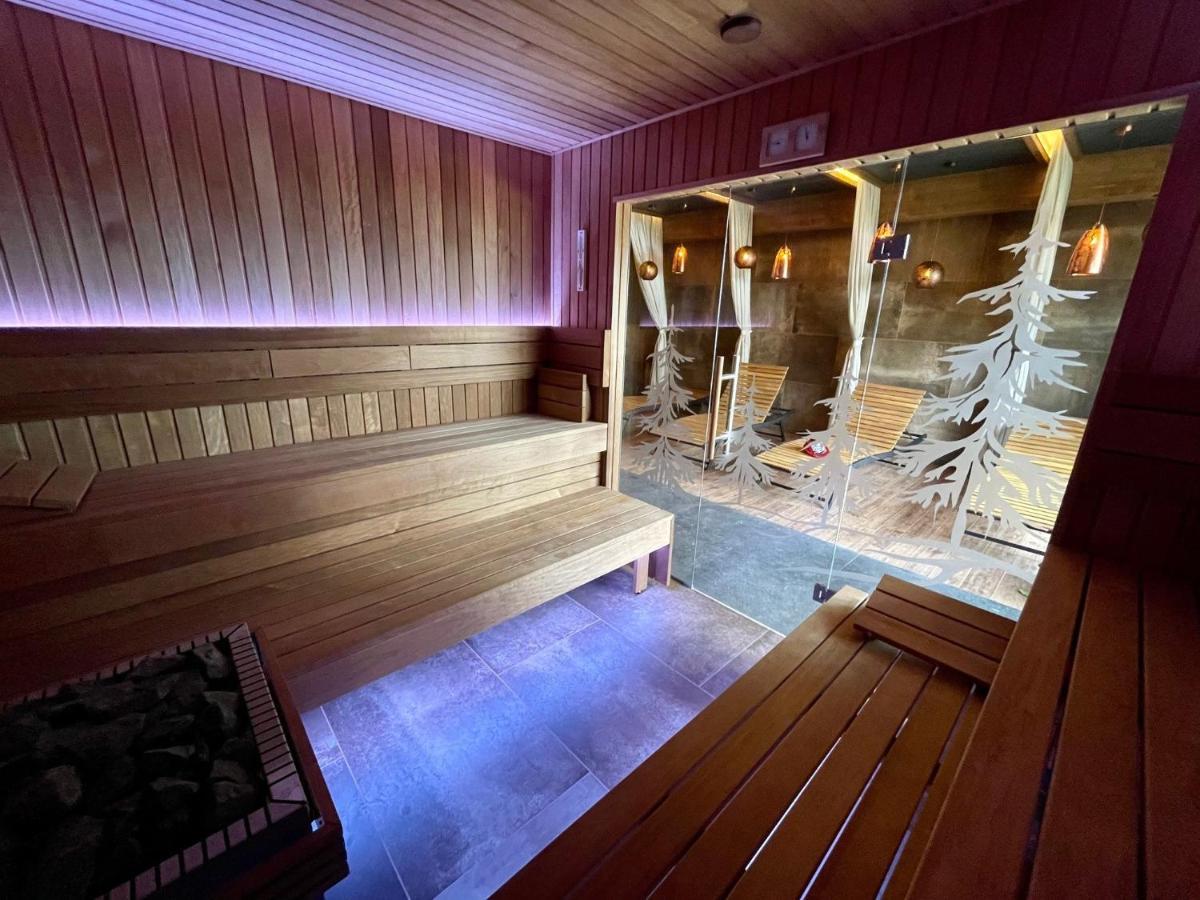 Hotel Strachan Family Jasna Demanovska Dolina Ngoại thất bức ảnh