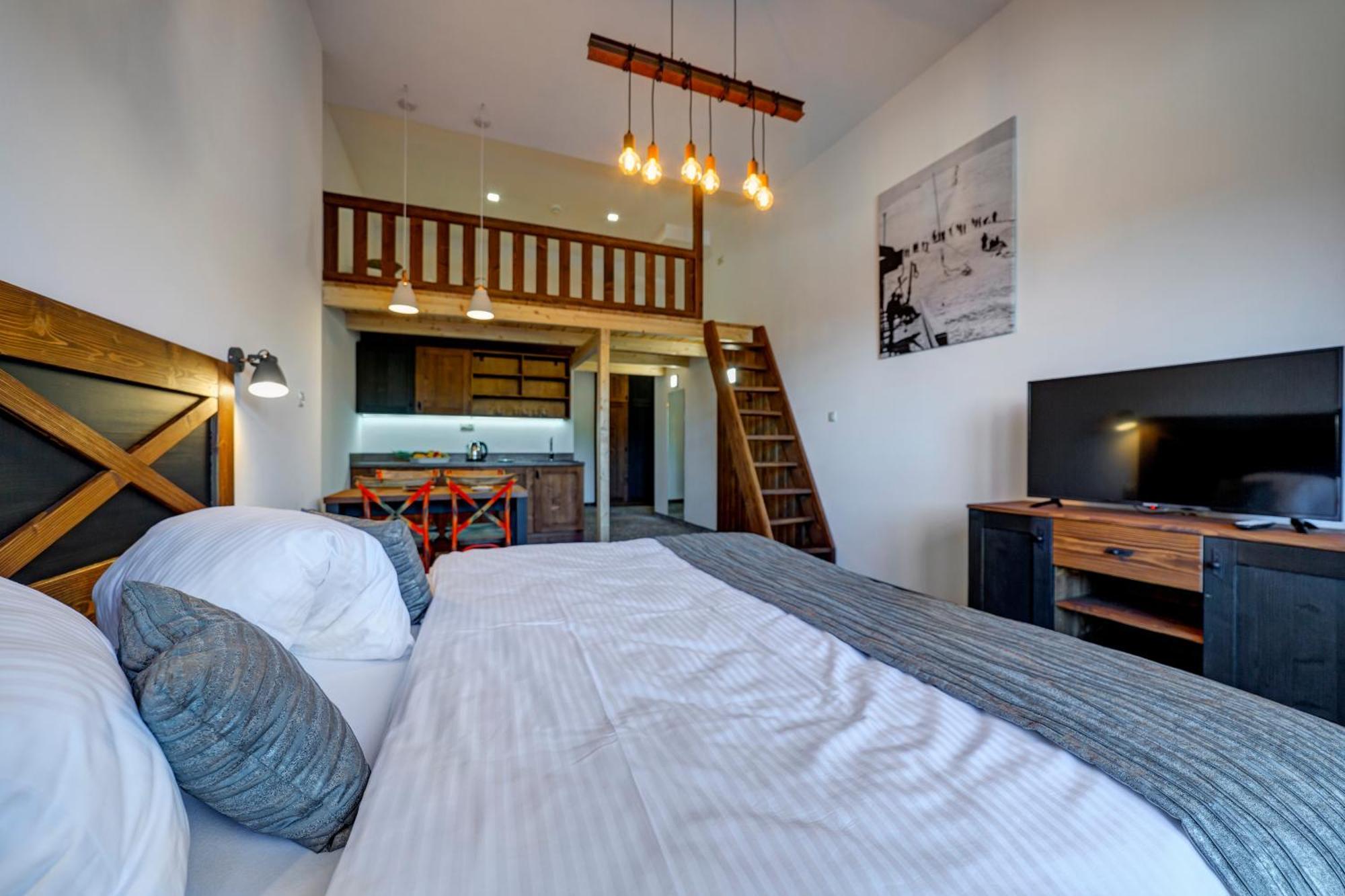 Hotel Strachan Family Jasna Demanovska Dolina Ngoại thất bức ảnh