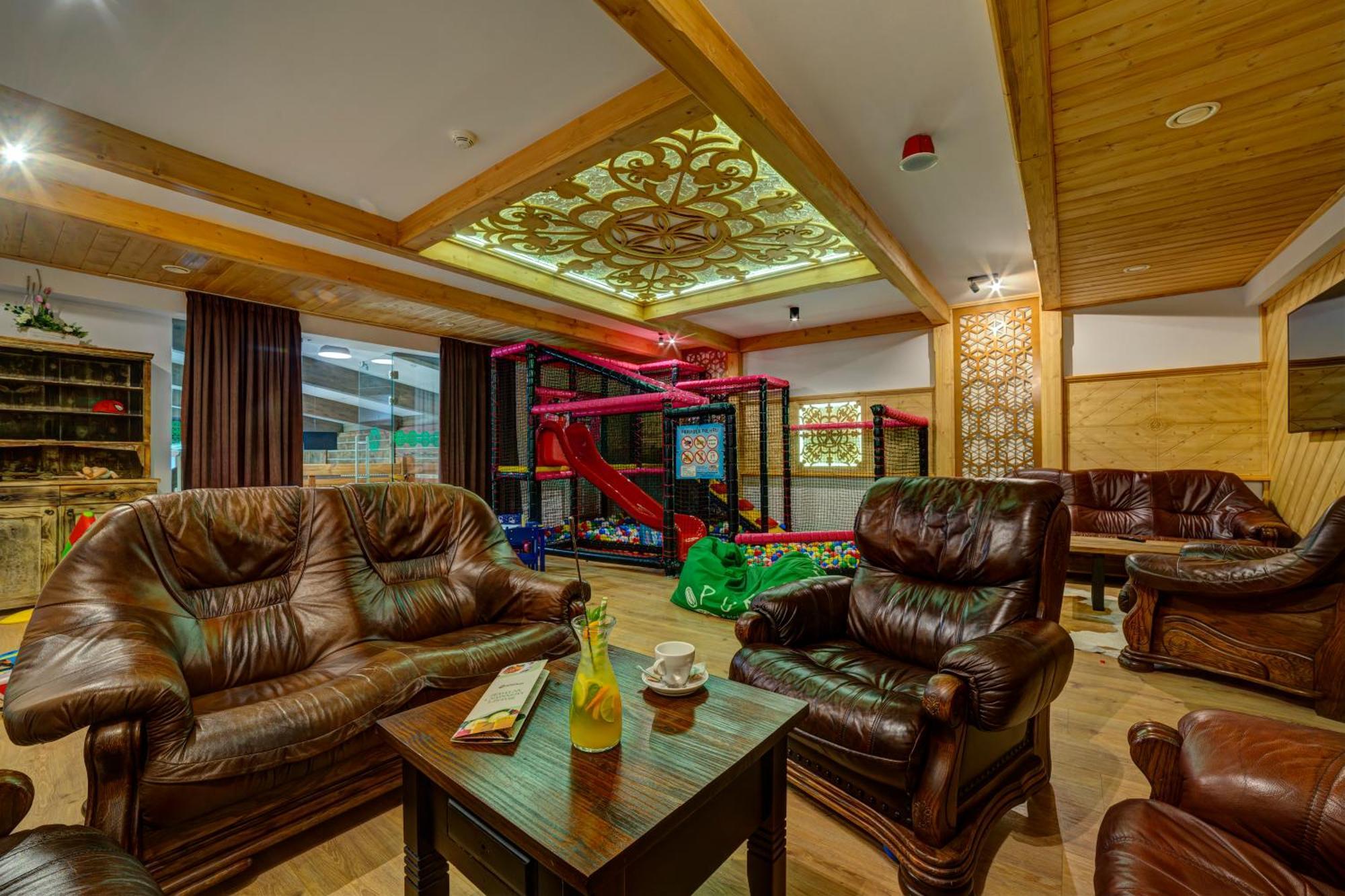 Hotel Strachan Family Jasna Demanovska Dolina Ngoại thất bức ảnh