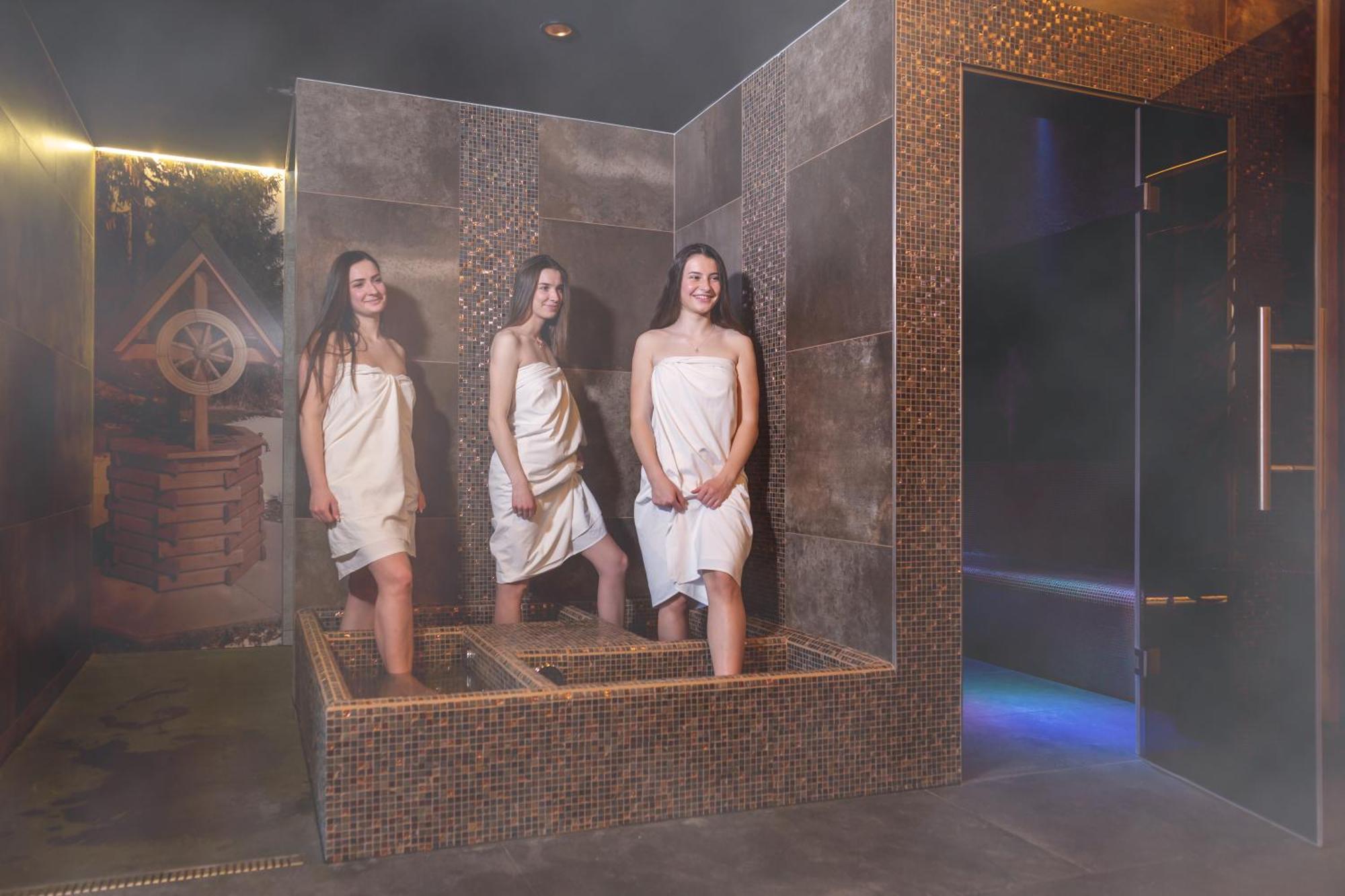 Hotel Strachan Family Jasna Demanovska Dolina Ngoại thất bức ảnh