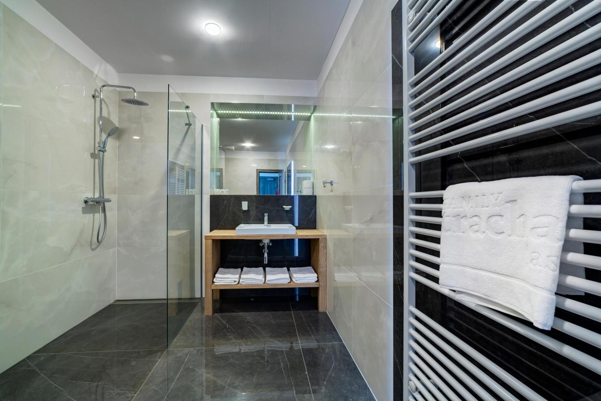 Hotel Strachan Family Jasna Demanovska Dolina Ngoại thất bức ảnh